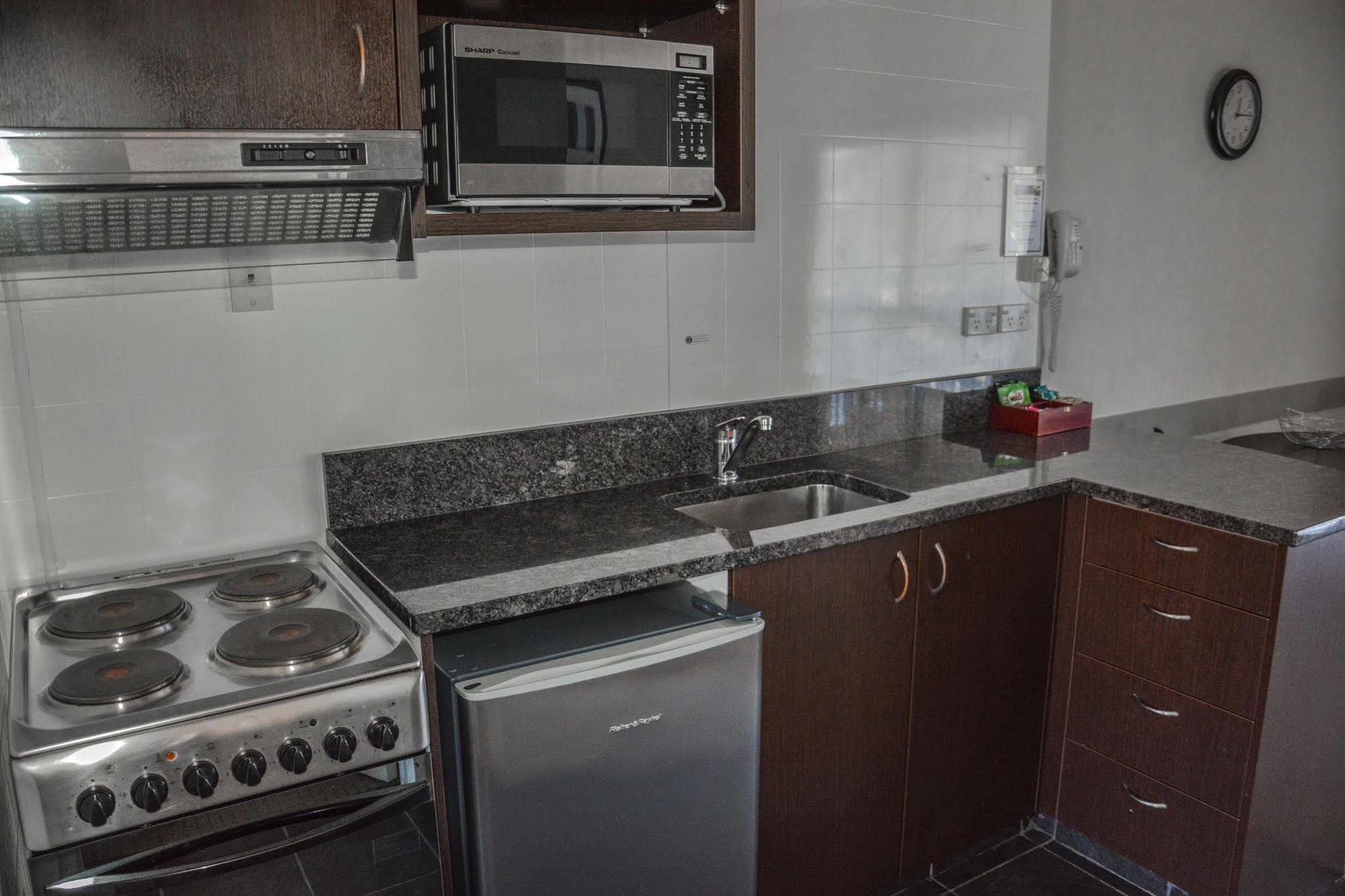 Ashford Motor Lodge Christchurch Bagian luar foto